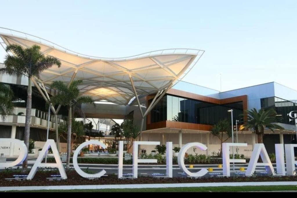 Broadbeach Victoria Square Gold Coast Exteriér fotografie